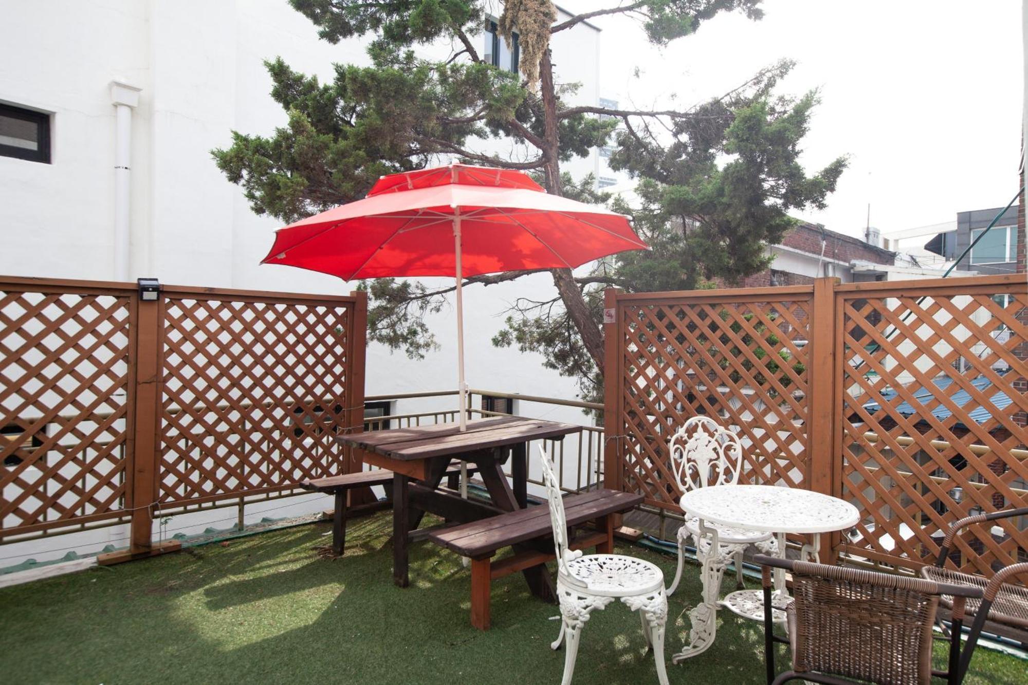 Jeong House Hotel Seoul Exterior photo