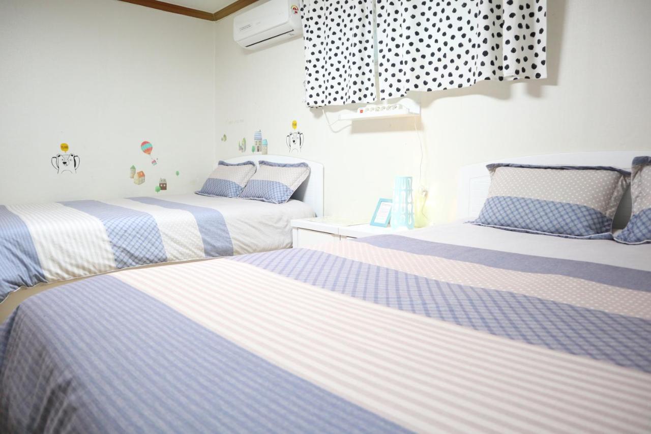 Jeong House Hotel Seoul Room photo